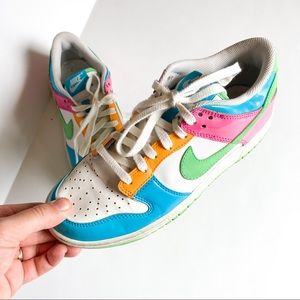 Nike Women’s Bright Colored Low Nike Sneakers Size Women’s 8